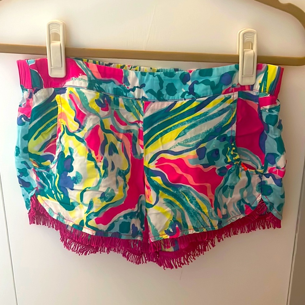 Lilly pulitzer floral shorts size xs
